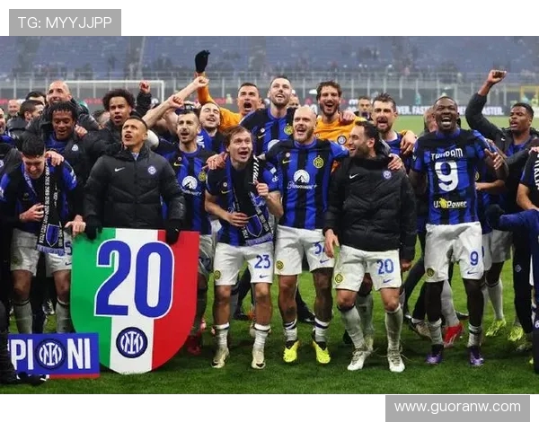 有人说米兰德比只剩情怀！现在还在追意甲的，都是资深老球迷了！