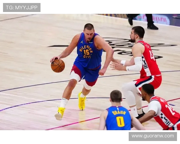 原创默里34分约基奇准三双，掘金末节发力击退黄蜂